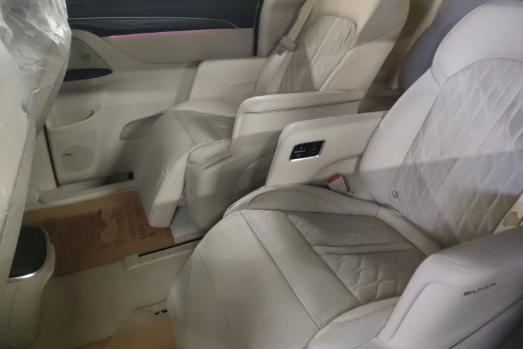 Used Buick GL8 2022 Avenir Aivia Six-Seat Deluxe Edition
