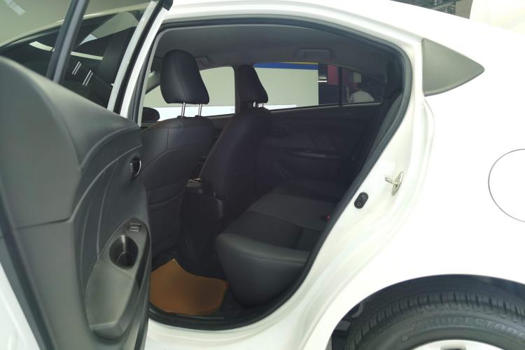 Used Toyota YARiS L 2022 1.5L CVT Leading PLUS Edition
