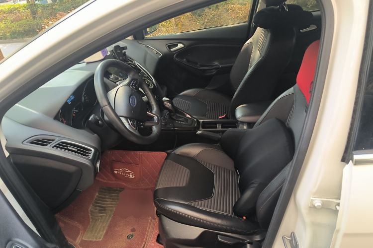 Used Ford Focus 2018 Sedan Classic EcoBoost 180 Automatic Elite Model