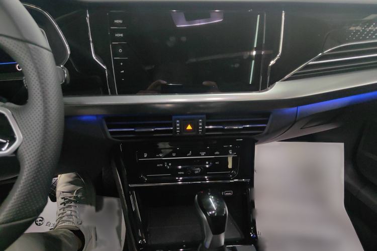 Used Volkswagen Passat 2023 Revised 380TSI Luxury Edition
