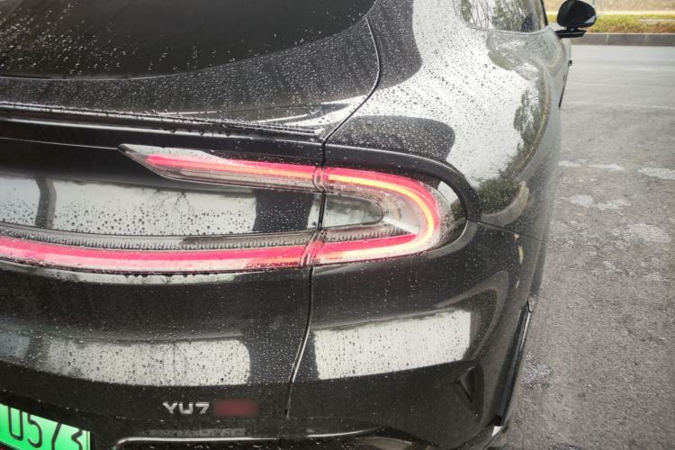 Used Xiaomi Auto YU7 2025 Ultra-Long Range High-Performance All-Wheel-Drive Max Edition
