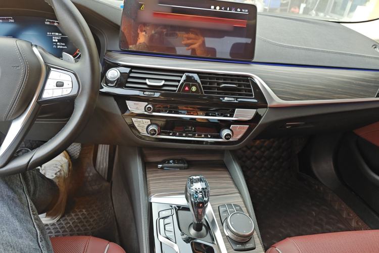 Used BMW 5 Series 2023 530Li Leading Edition Luxury Package