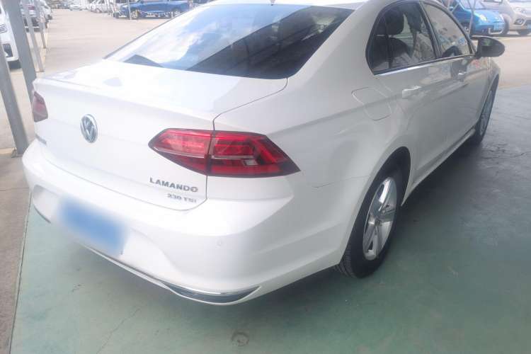 Used Volkswagen Lamando 2021 230TSI DSG Fashion Edition
