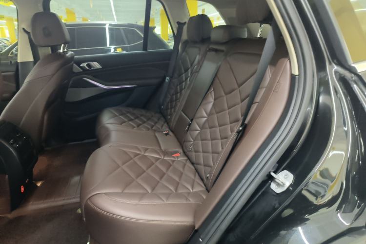 Used BMW X5 2022 Restyled xDrive 30Li Luxury Version M Sport Package
