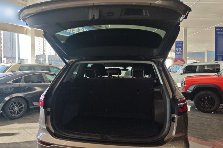 Used Volkswagen Viloran 2020 380TSI Prestige Edition
