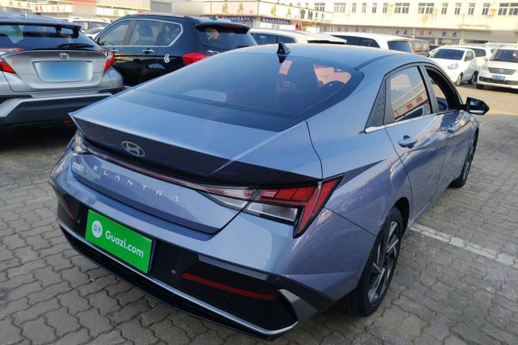 Used Hyundai Elantra 2023 1.5L CVT LUX Prestige Edition