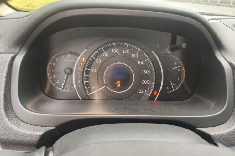 Used Honda CR-V 2015 2.0L two-wheel drive urban version
