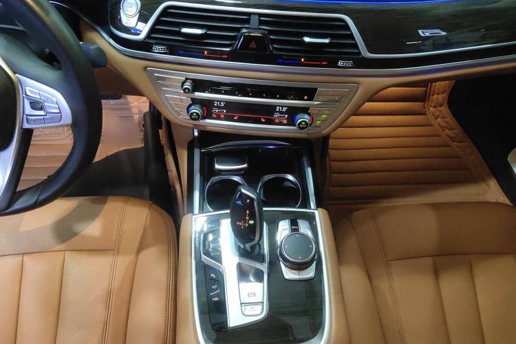 Used BMW 7 Series 2018 730Li Leading Model Excellence Package
