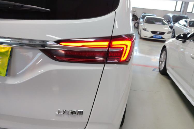 Used Buick GL8 2022 Land Business Class 652T Luxury Model
