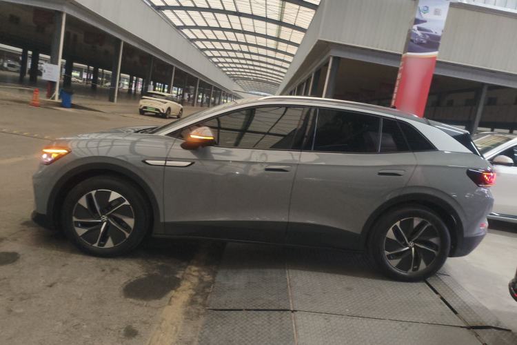 Used Volkswagen ID.4 CROZZ 2022 Long-Range PURE+ Edition