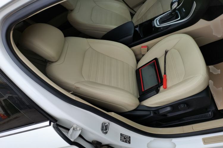 Used Ford Edge 2016 EcoBoost 245 Two-Wheel-Drive Titanium 5-Seater
