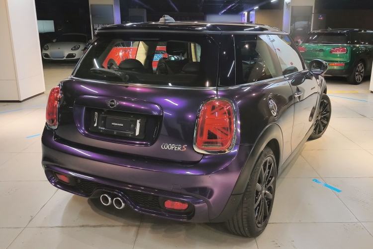 Used  MINI 2021 2.0T COOPER S Classic Edition
