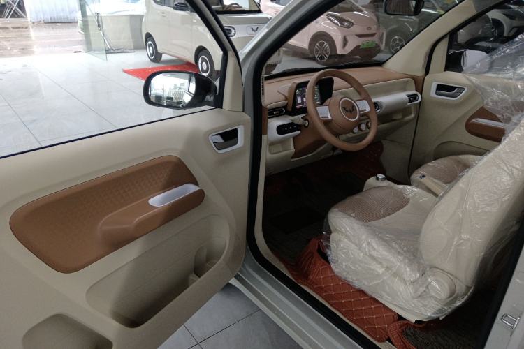 Used Wuling Hongguang MINIEV 2024 3rd Generation 215km Youth Edition