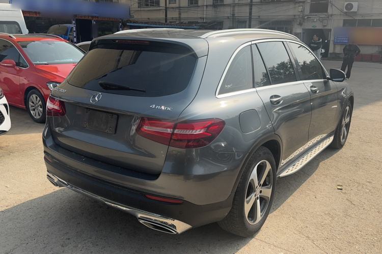 Used Mercedes-Benz GLC 2016 GLC 300 4MATIC Dynamic Model
