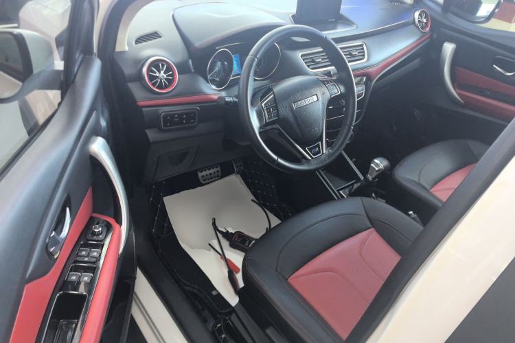 Used Haval H1 2016 Revised Version Blue Badge 1.5L AMT Luxury Edition
