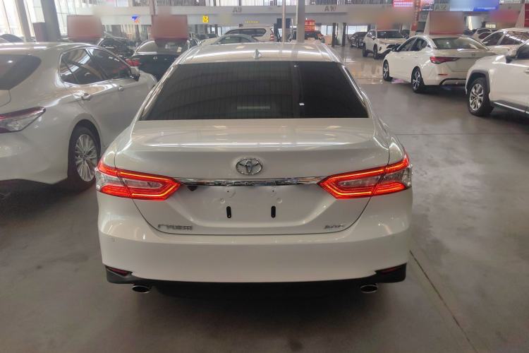 Used Toyota Camry 2021 2.0G Luxury Edition
