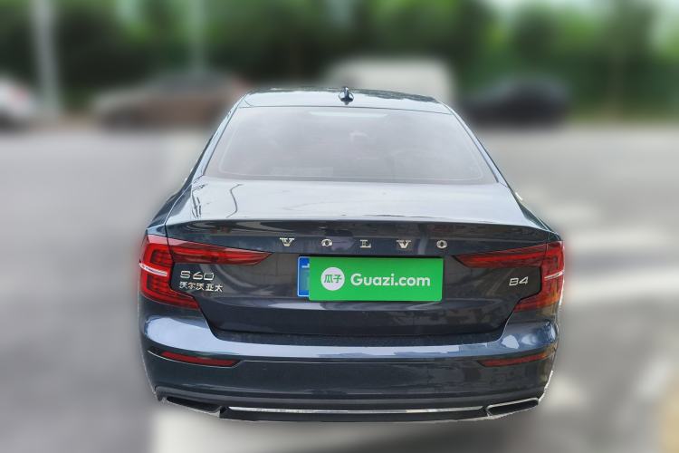 Used Volvo S60 2022 B4 Zhiyi Luxury Edition
