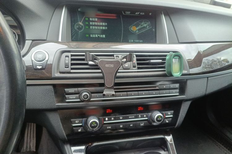 Used BMW 5 Series 2013 535Li Leading Model
