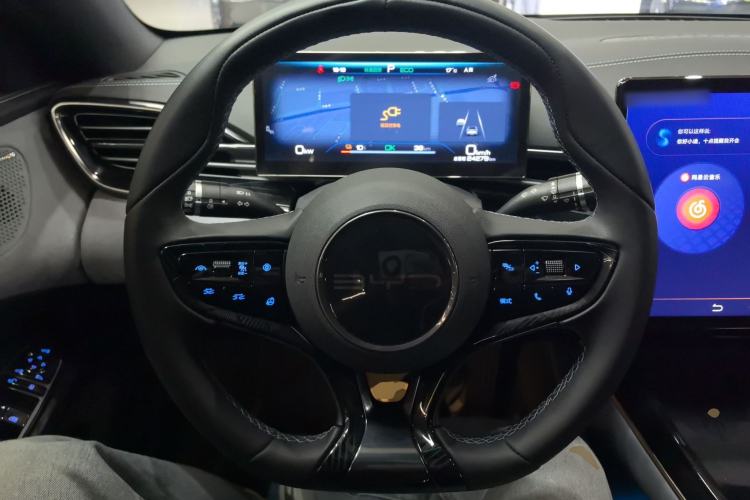 Used BYD Seal 2022 550 km Standard Range Rear-Wheel Drive Prestige Version
