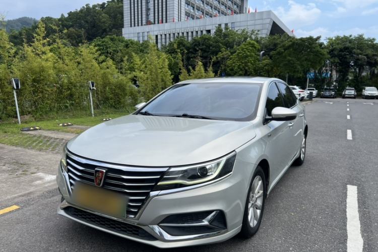 Used Roewe i6 New Energy 2017 45T Hybrid Connect & Smart Enjoyment Edition
