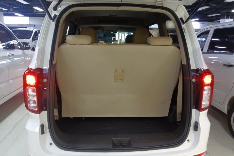 Used Wuling Hongguang 2021 1.5L Facelifted S Comfort Version with Electric Power Steering LAR
