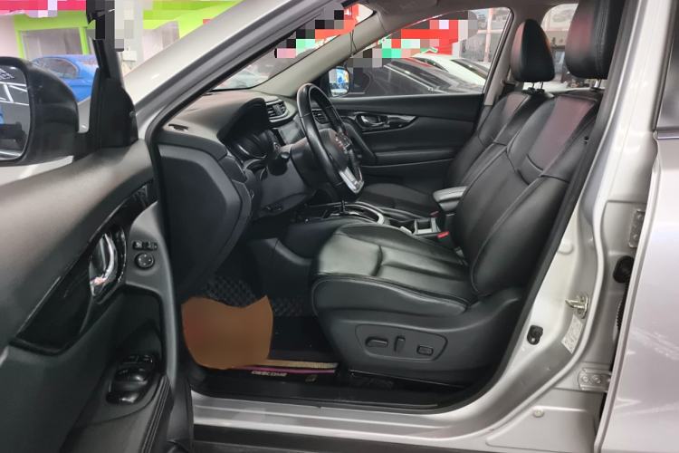 Used Nissan X-Trail 2019 2.0L CVT SmartConnect 7-Seater Comfort Edition 2WD
