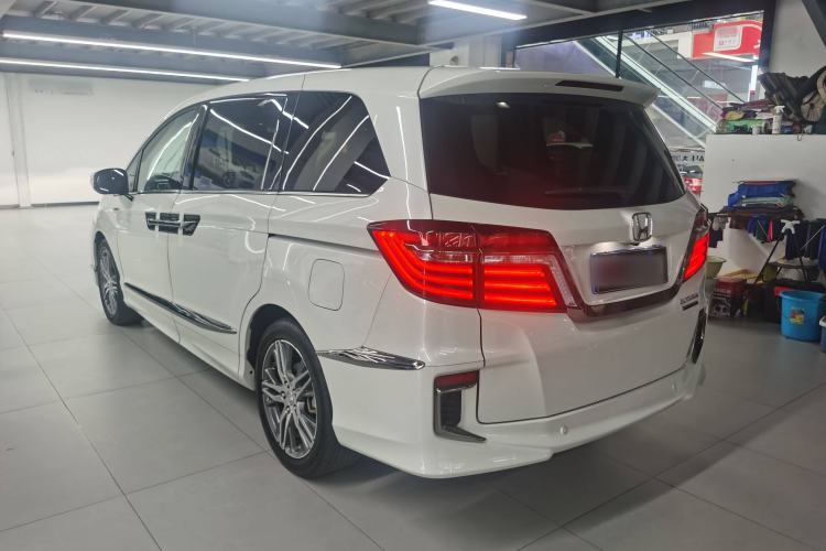 Used Honda Elysion 2019 2.0L Hybrid Supreme Edition

