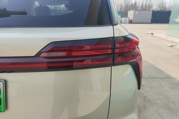 Used Wey Lanshan 2025 Four-Wheel Drive Max