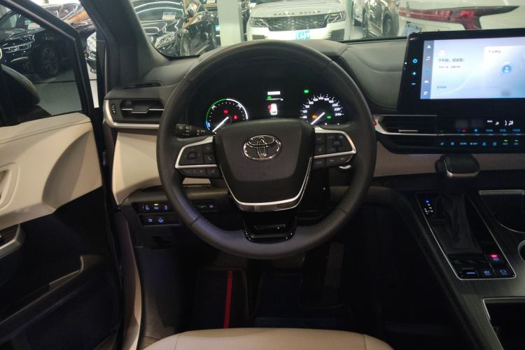 Used Toyota Sienna 2021 2.5L Hybrid Premium Edition
