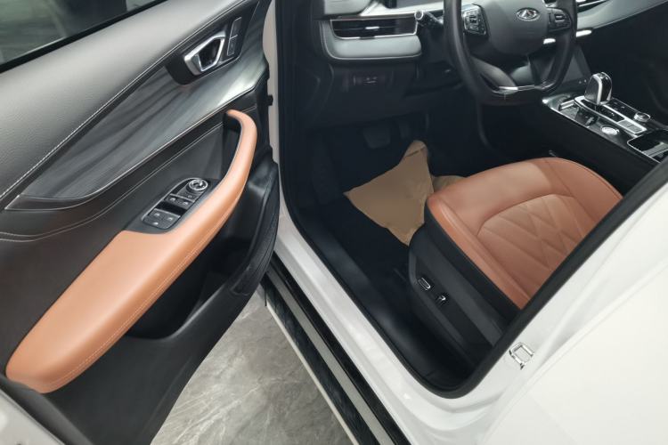 Used Chery Tiggo 8 PLUS 2021 290TGDI DCT Luxury Edition
