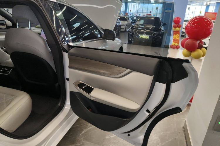 Used  A07 2023 Range-Extended 200 Air
