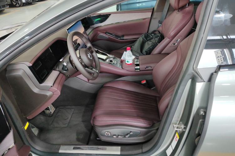 Used Denza Z9GT 2024 1100 Four-Wheel Drive Ultra Version
