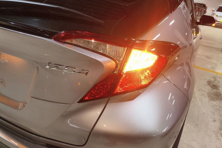 Used Toyota IZOA 2021 Dual-Motor 2.0L Yixiang Edition
