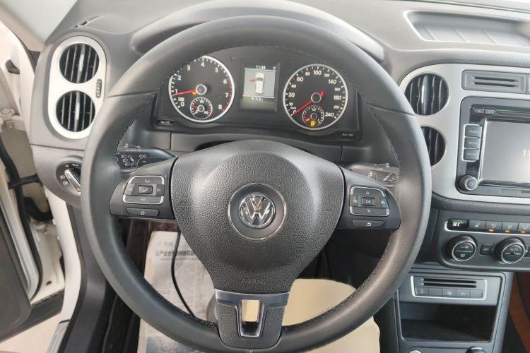 Used Volkswagen Tiguan 2013 2.0 TSI Automatic All-Wheel-Drive Flagship Edition