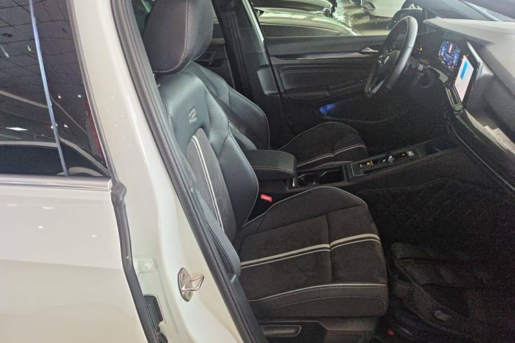 Used Volkswagen Golf 2021 280TSI DSG R-Line
