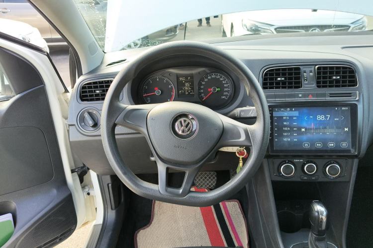 Used Volkswagen Polo 2016 1.4L Automatic Trendy Model
