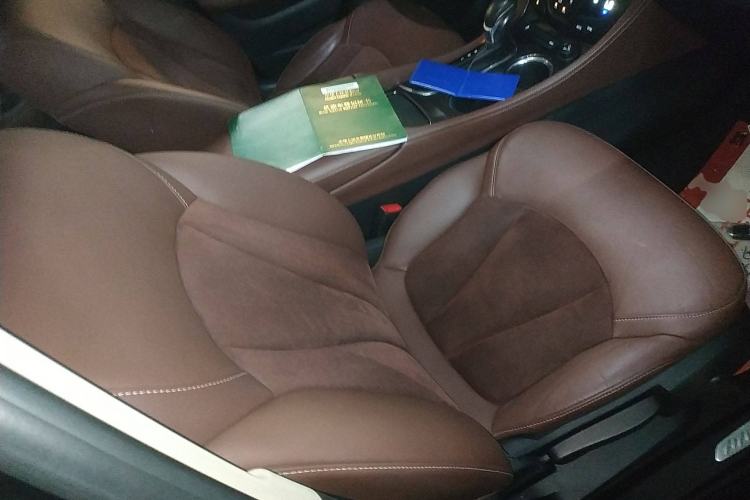 Used Buick Envision 2017 28T Four-Wheel Drive Elite Model
