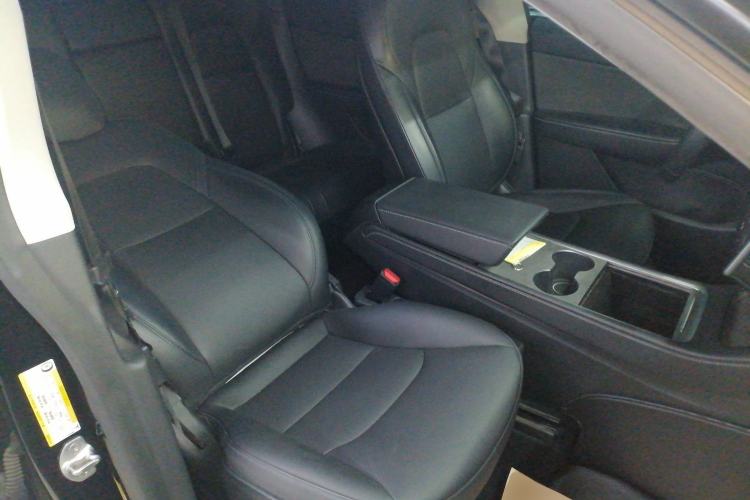 Used Tesla Model Y 2021 Long-Range All-Wheel-Drive Version 3D7
