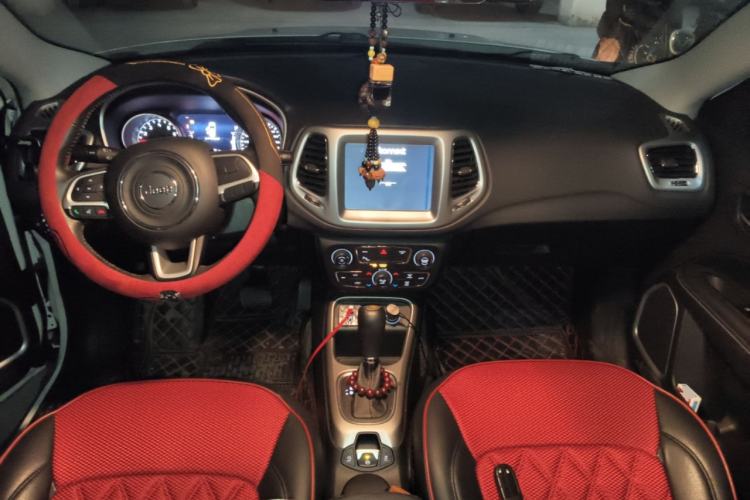 Used  Compass 2017 200T Automatic Family Edition