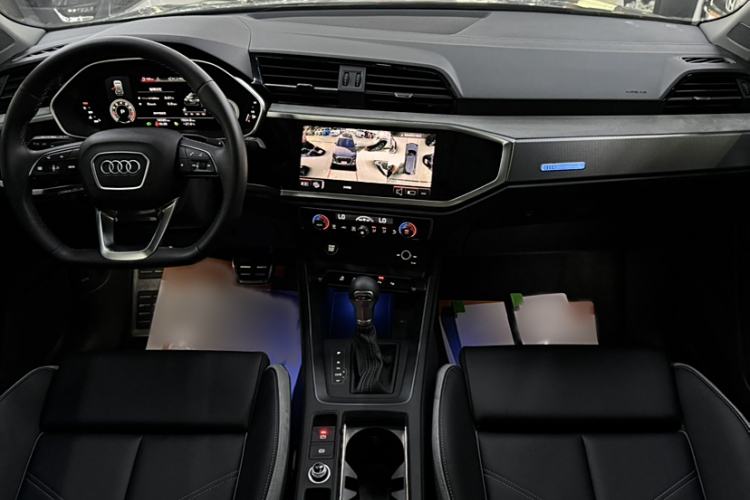 Used Audi Q3 2024 35 TFSI Fashion Dynamic Edition
