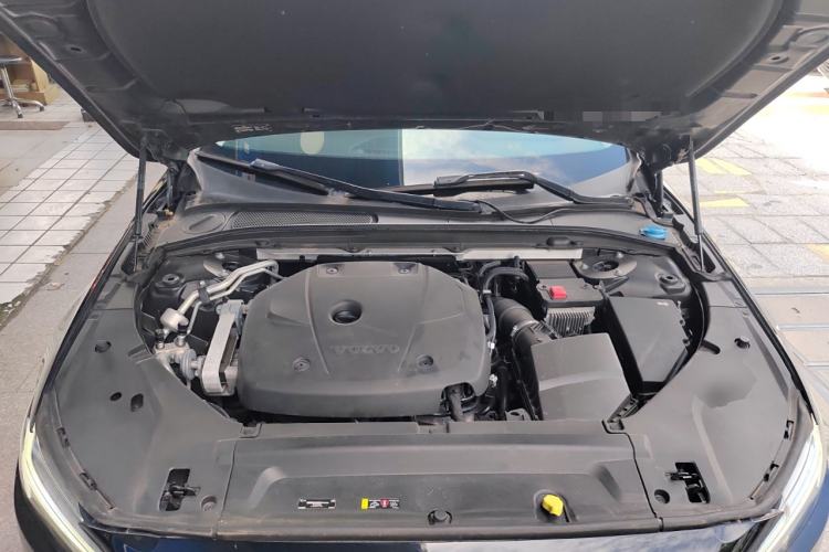 Used Volvo S90 2019 T5 Zhiyi Edition
