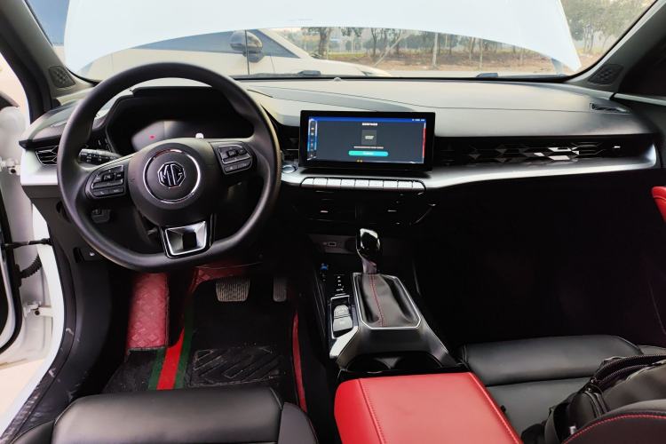 Used MG 5 2021 Revised Version 180 DVVT CVT Youth Luxury Edition
