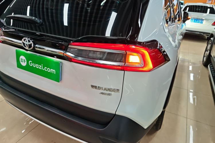 Used Toyota Wildlander 2022 2.0L CVT 4x4 Luxury PLUS Edition