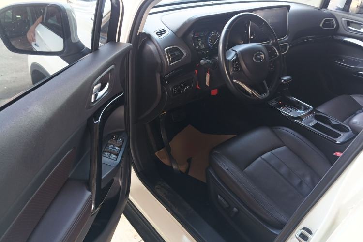 Used GAC Trumpchi GS4 2018 235T Automatic Two-Wheel Drive Luxury Smart Connectivity Millionth Anniversary Edition
