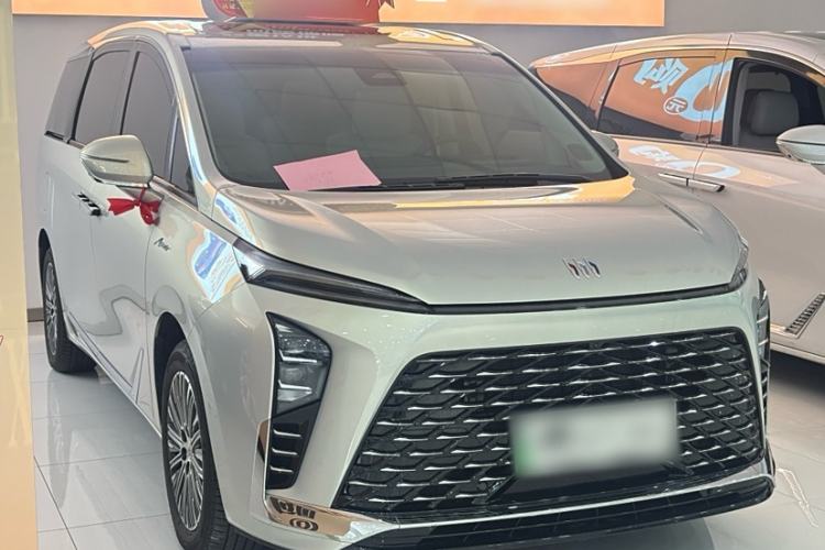 Used Buick GL8 New Energy 2024 Lu Zun Luxury Edition 7-Seater
