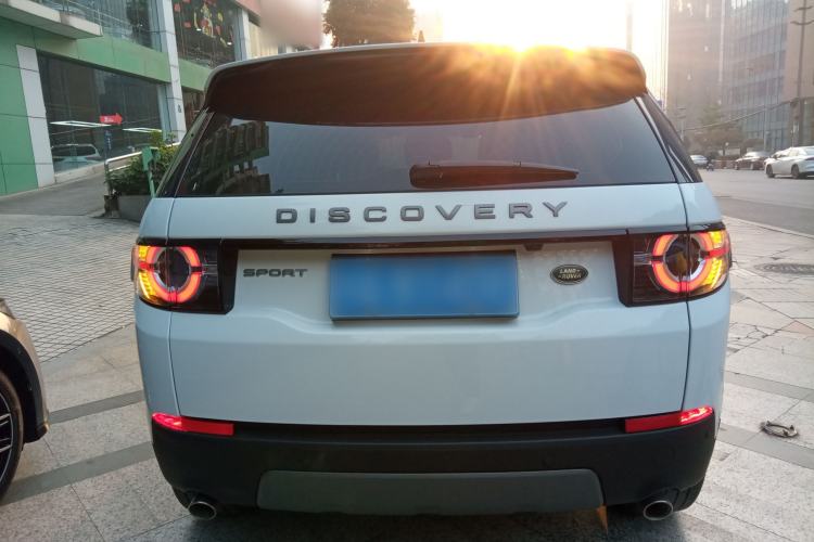 Used Land Rover Discovery Sport 2019 240 PS SE Version China VI Standard
