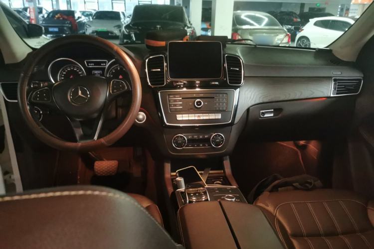 Used Mercedes-Benz GLE 2017 GLE 400 4MATIC
