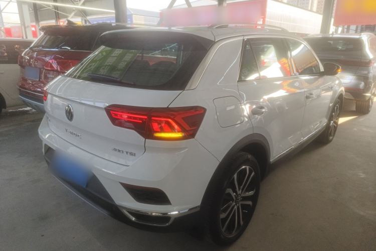 Used Volkswagen T-ROC 2021 280TSI DSG Two-Wheel Drive Comfort Connect Edition