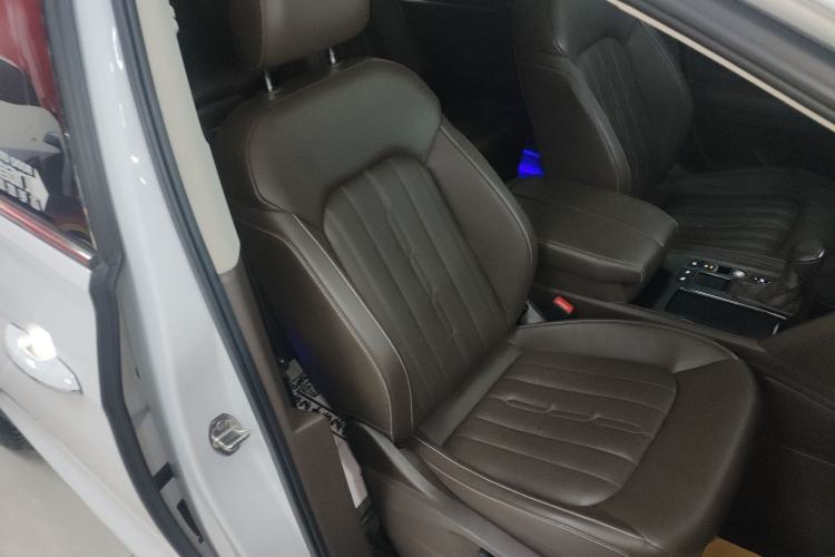 Used Volkswagen Viloran 2020 330TSI Luxury Edition