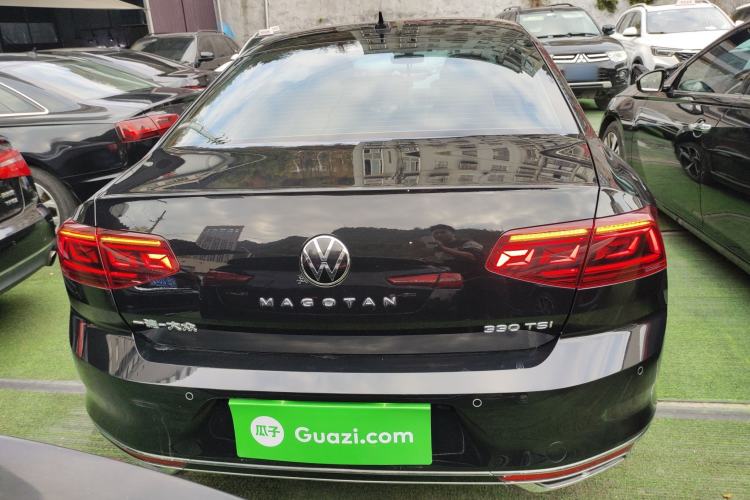 Used Volkswagen Magotan 2023 2 Million Units Limited Edition 330TSI DSG Leading Version
